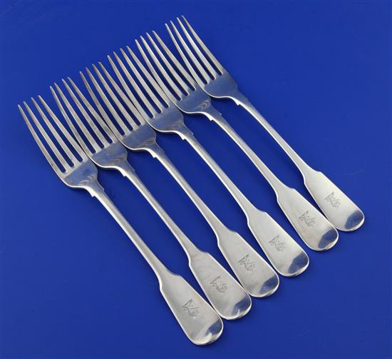 A set of six George IV silver fiddle pattern table forks, 11.5 oz.